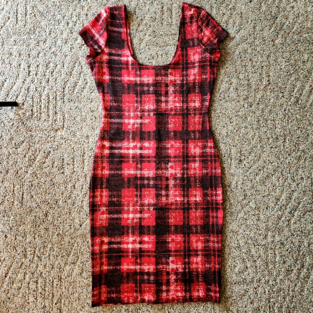 Bailey Girl plaid scoop neck knit sheath dress M
